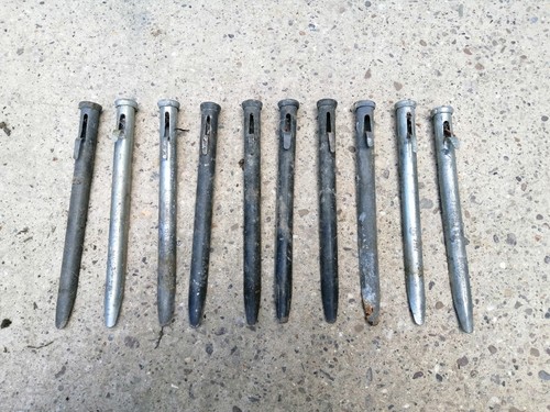10x british army steel pegs - army,