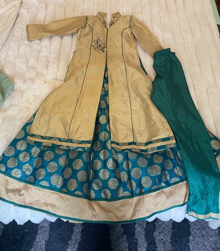 Girl mehndi dress - ,
