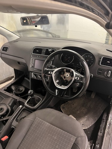 Volkswagen polo mk5 dashboard - volkswagen,