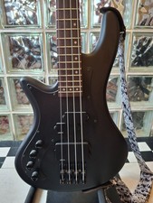 Schecter Stiletto Stealth left