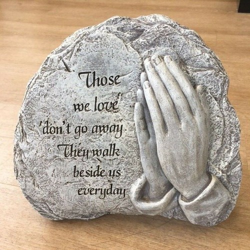 10in praying hands - 10in,