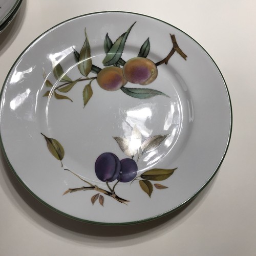 Royal worcester evesham - worcester, ‘evesham
