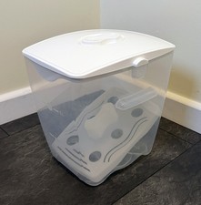 Milton Cold Water Steriliser (White) Holds 6 Bottles