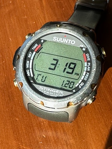 Suunto stinger titanium watch - titanium,
