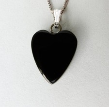 Small whitby jet - whitby, heart