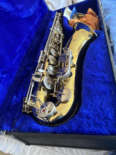 Saxophone with case - saxophone,