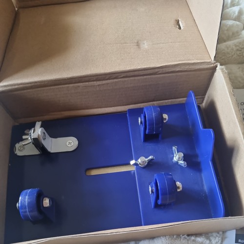 Glass bottle cutter cuts - glass,