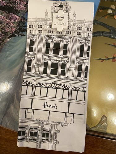 Harrods set two building - harrods,