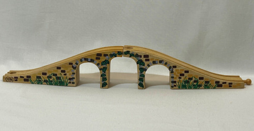 Wooden bigjigs train - wooden,