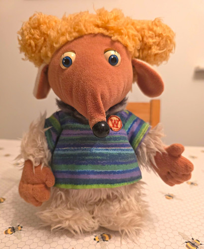 Alderney wombles first love - alderney,