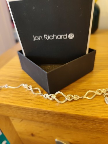 Adjustable jon richard - adjustable,