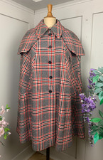 VINTAGE LADIES LONG WOOL CAPE