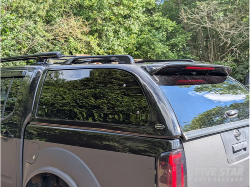Nissan navara pickup canopy - pickup,