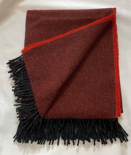Pure wool fringed - pure,