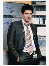 Tom Chambers - Actor - Signed Photo - COA (32931)
