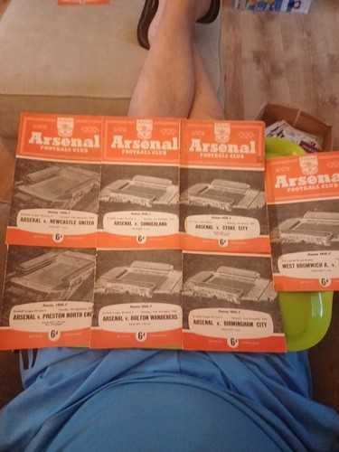 Arsenal 1956 57 home - 7,