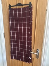 Atmosphere Scarf Maroon In