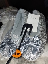 Women's Fluffy Comfort Slippers Linea Size M 5-6  Silver sequin.