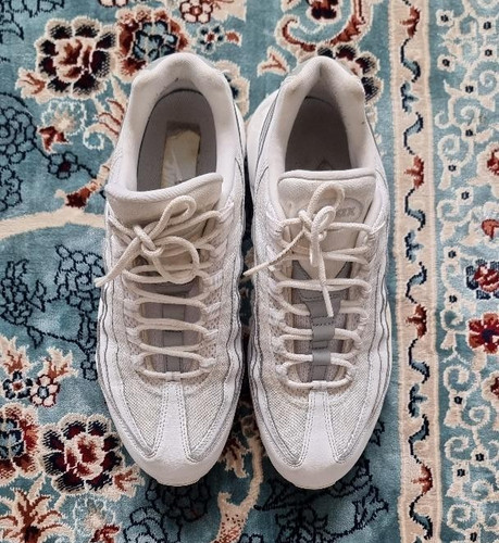 Triple white nike - max, 95s