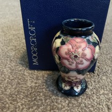 Beautiful Moorcroft Oberon
