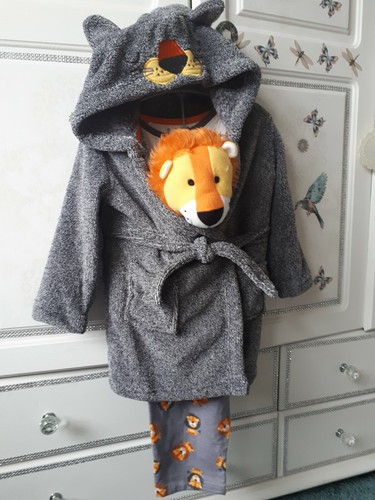 Toddler boy pyjamas dressing - boy,