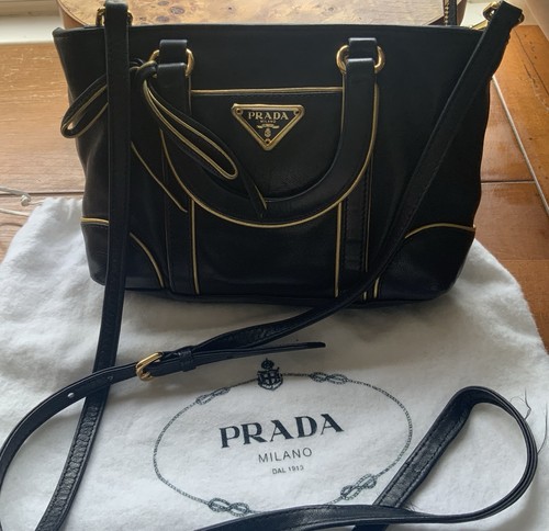 Prada triangle small - prada, triangle,small