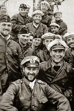 German U-Boat crew posing for