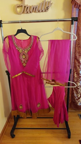 Pakistani salwar kameez - pakistani,