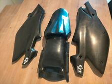 Husqvarna WR250 WR/CR CR WR 250 UFO REAR PLASTICs SIDE PANNELs mud BLACK guard