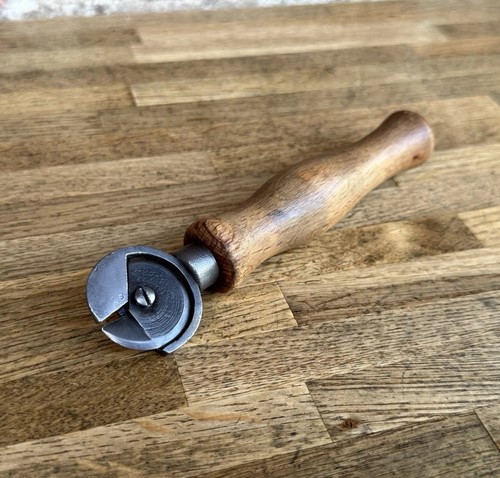 Vintage circular welt cutter - circular,