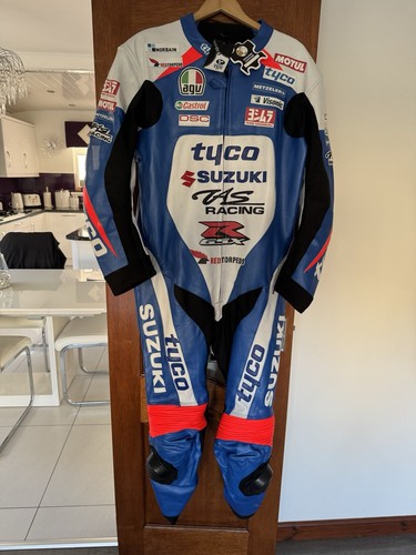 Tyco suzuki full - leathers, and
