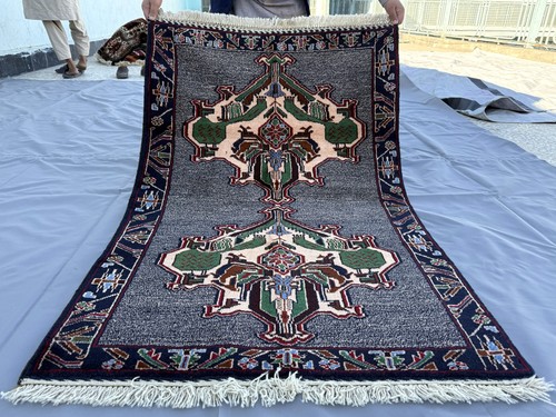 Fine hand knotted - fine,