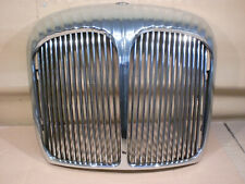 DAIMLER DS420 LIMOUSINE LATE GRILLE