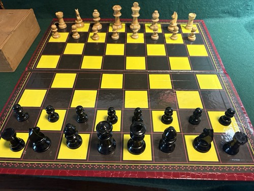 Vintage chess set staunton - chess,
