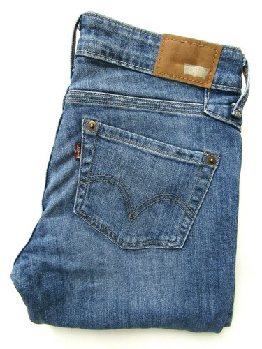 Levi demi curve - demi,