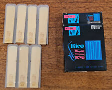 Rico Select Jazz Unfiled Reeds, Strength 4 Medium for Alto Saxophone, Box of 7