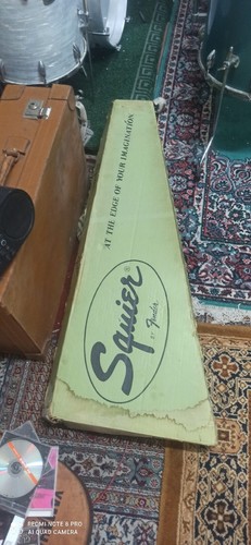 Squier stratocaster made - squier,