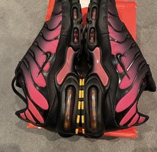 Hyper Pink Nike Air Max Plus