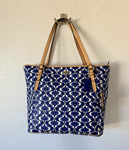 Coach logo blue white - blue/white, large