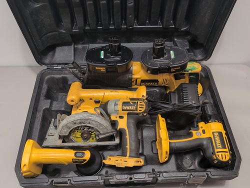 Dewalt 18v piece tool set - 9,