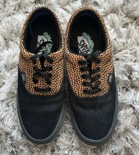 New: Comfycush Era Tiny