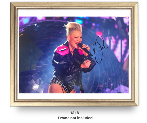 Alecia beth moore hand - hand, signed