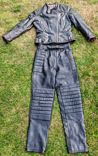 Ladies wolf leathers - leathers, leather