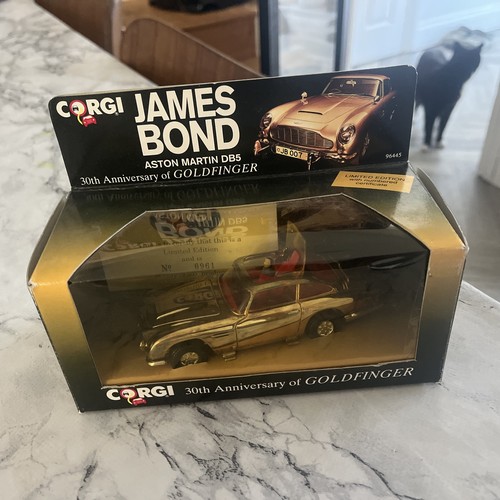 Corgi james bond 007 - corgi, :