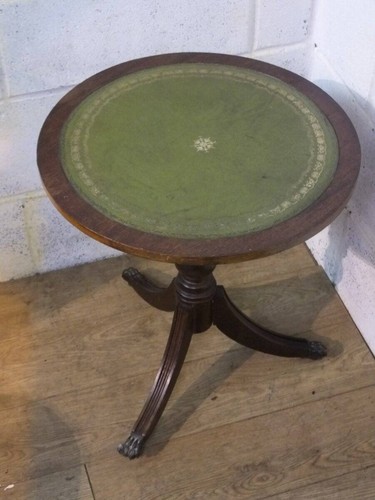 Mahogany veneer green leather - veneer,,