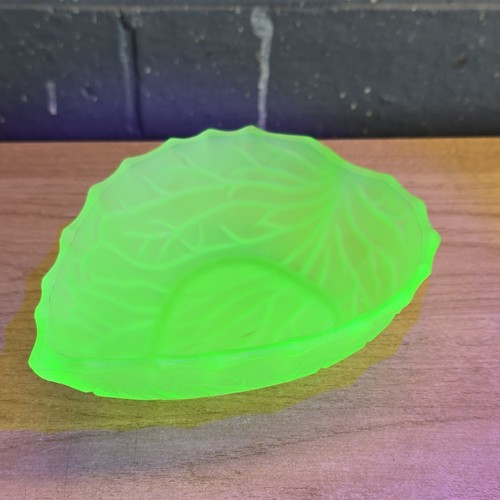 Vintage uranium glass vaseline - vintage,