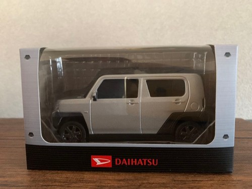 Daihatsu pullback car - daihatsu, silver