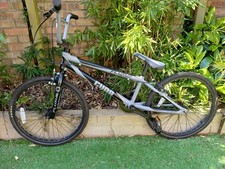 Cuda Fluxus Pro Expert Race