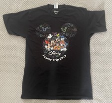 Disney Family Trip 2023 Black Medium Sizes Used Tshirt