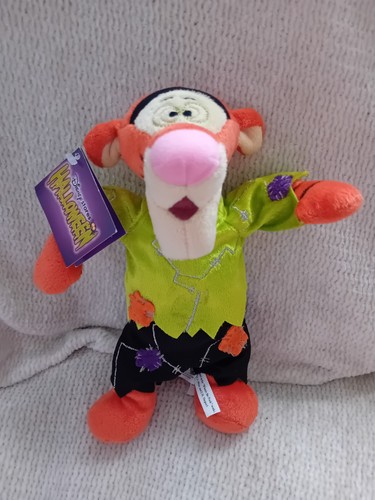 Disney store tigger - disney, ghoul